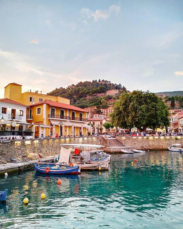 Nafpaktos Beach Luxury Suites Kültér fotó