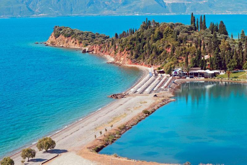 Nafpaktos Beach Luxury Suites Kültér fotó